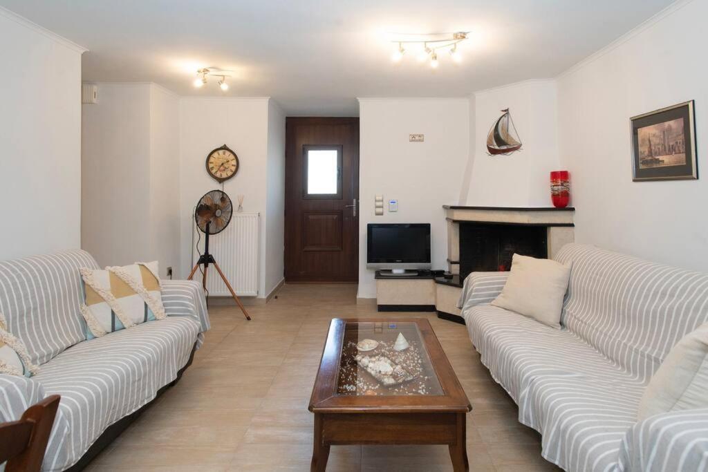 Apartmán Coast Horizon Romanos  Exteriér fotografie